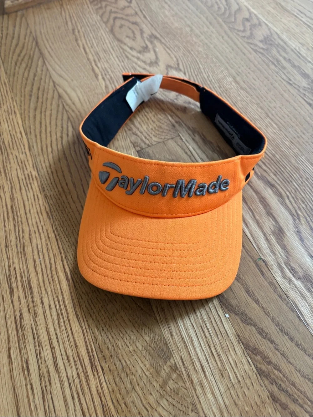 Taylormade NWOT Visor Golf Orange Snap Back One Size Fits All Polyester